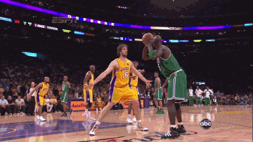 队报：吉达联合决定就达尼洛-佩雷拉的转会与巴黎方面展开谈判