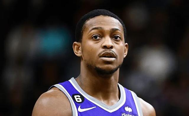 英媒：利物浦关注帕尔梅拉斯18岁中卫雷斯，解约金8400万镑