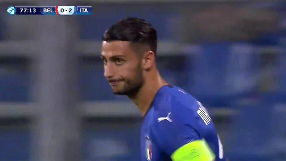 同球队中扮 同球队中扮